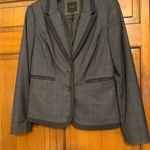 NWOT Women's Gray Plaid w/Trim Blazer from The Limited